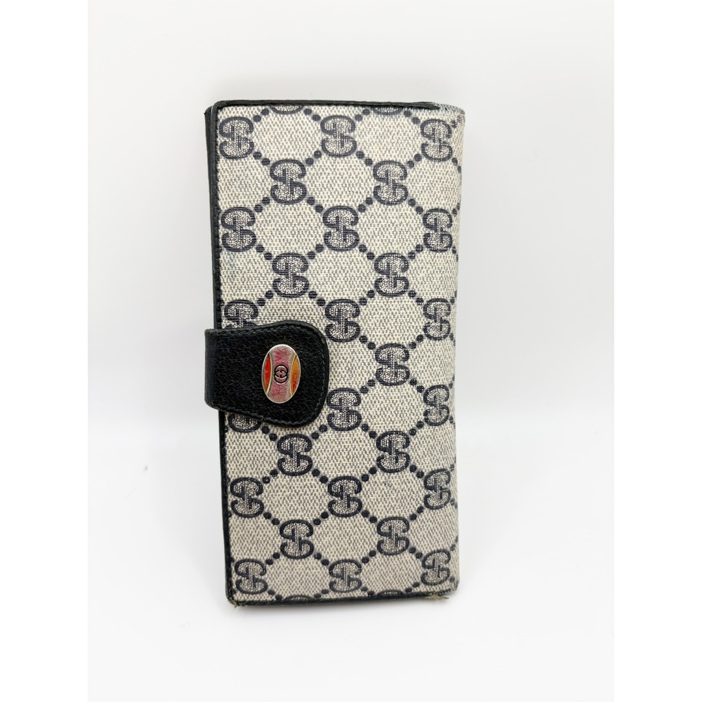 Gucci Authentic Vintage GG Logo Wallet‎